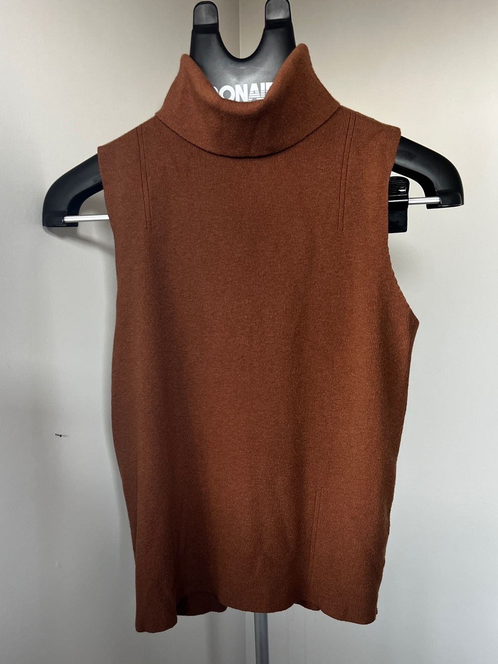 Lili Sidonio Brown Sleeveless Turtleneck